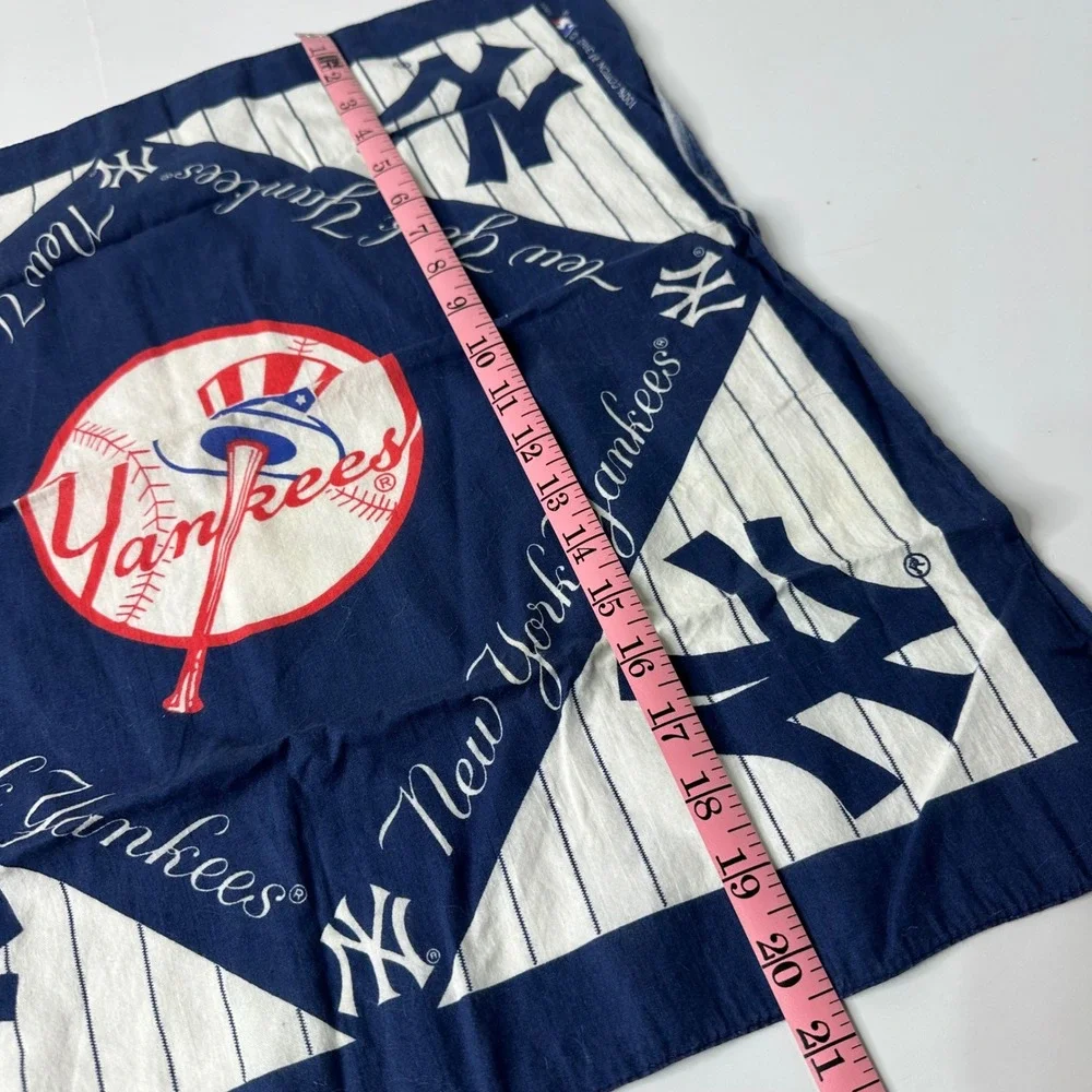Vtg 90s New York Yankees MLB Bandana Pinstripe Cotton Baseball Handkerchief 1995